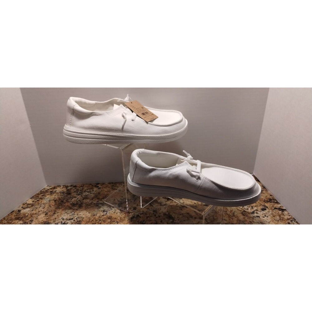 Mad Love sneakers